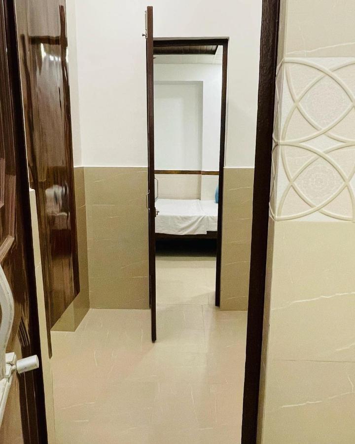 Hotel Dileep42 Λάκναου Εξωτερικό φωτογραφία