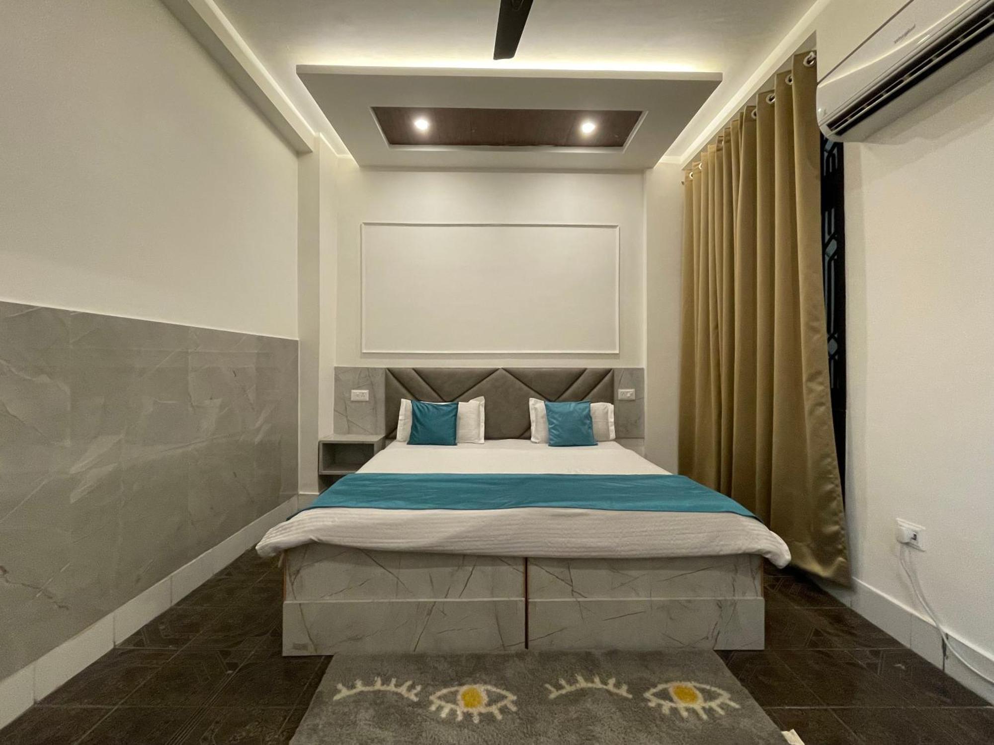 Hotel Dileep42 Λάκναου Εξωτερικό φωτογραφία
